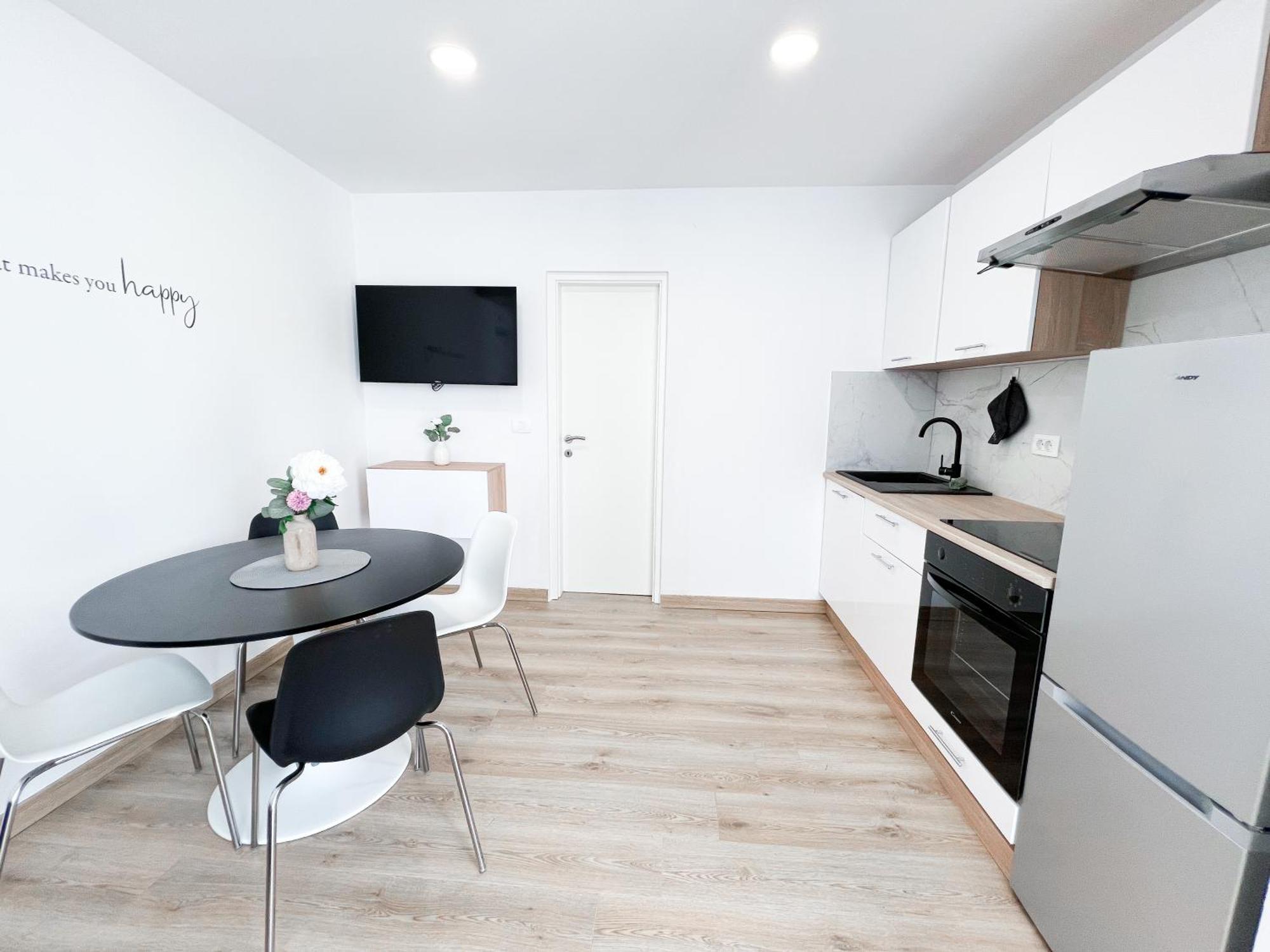 The Pinot'S Apartments Koper Ngoại thất bức ảnh
